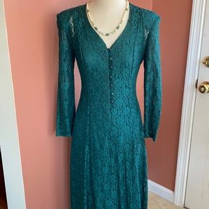Dark green midi lace dress